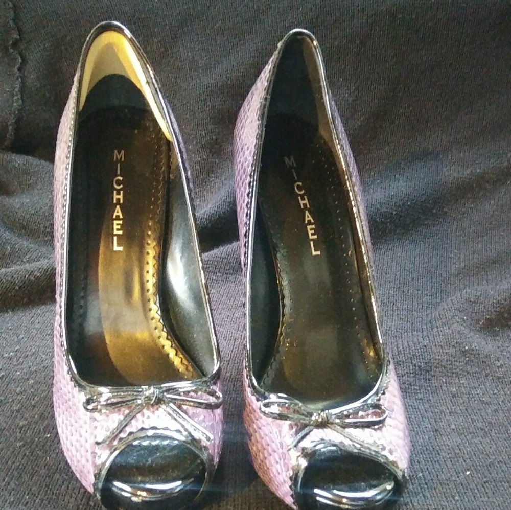 Purple open for heels
